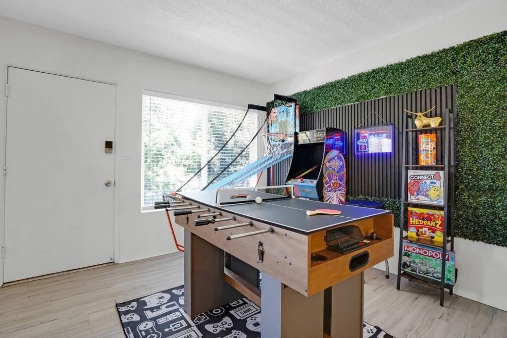 6Th Haven, Arcade, King Bed, Games, 1 Mile To Beaches Long Beach Buitenkant foto